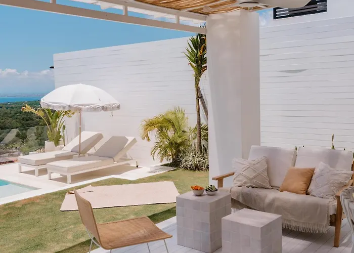 Villa Lola *